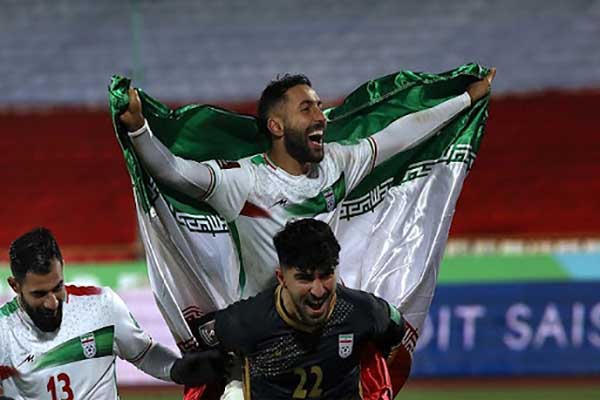 Iran là đội tuyển đầu tiên có tấm vé dự World Cup 2022 Châu Á