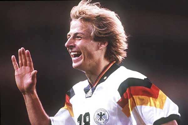 Tiền đạo Jurgen Klinsmann